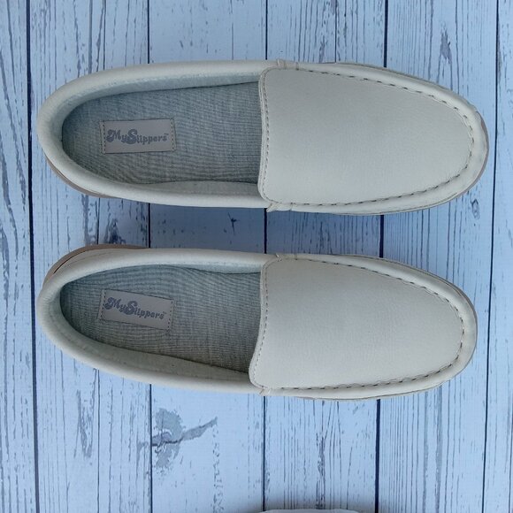 MY SLIPPERS‎ My Pillow NEW Indoor/outdoor all season Beach Beige Moccasin Size 9 - Picture 7 of 9